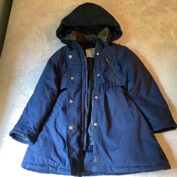 Girls Size 4 Winter Coat – Warm, Lightweight, Removable Hood, Faux Fur Trim - Picture 8 of 13